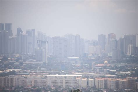 Smog Covers Metro The Manila Times