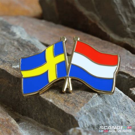 Flags Sweden | Sweden - Pin | Pins | scandi-souvenirs