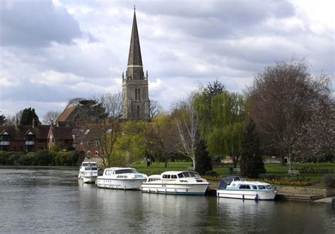 Abingdon-on-Thames Travel Guide, Cheap Flights, Places to See