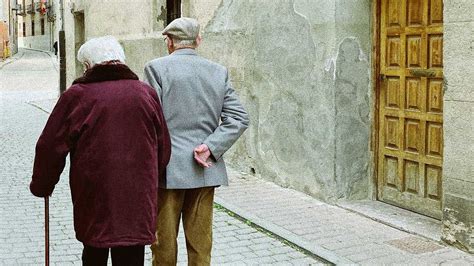 Cómo acceder a los pisos tutelados para mayores de 65 años sin vivienda