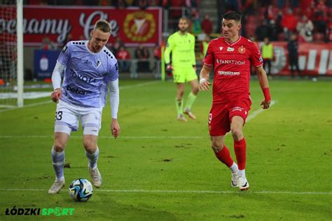 Napastnik Widzewa Na Celowniku Uznanego Klubu Z Hiszpanii Widzew