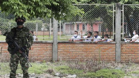 Seis Soldados Muertos Y Cinco Heridos En Ataque En El Noroeste De