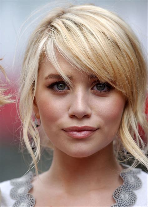 Beautiful Bangs Hairstyles Ideas For Your Face Shape Eazy Glam