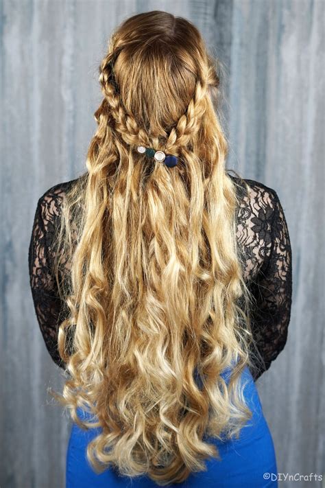 Curled Hairstyles Half Up Half Down With Braid