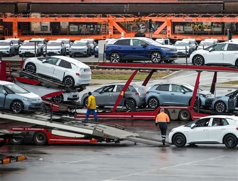 Volkswagen Estuda Fechar F Bricas Na Alemanha Pela Primeira Vez