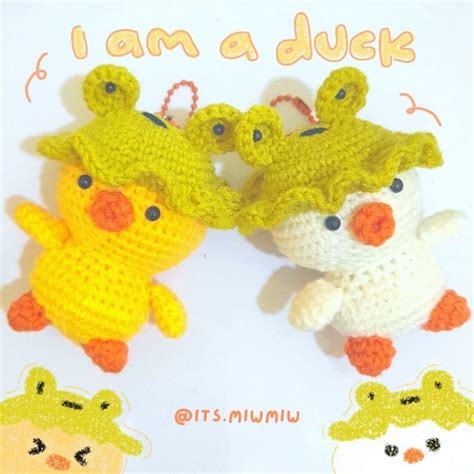 Jual By Miww Amigurumi Bebek Gantungan Kunci Keychain Bebek Bucket Hat Shopee Indonesia