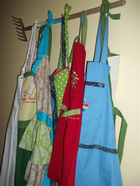 My New Apron Rack Made From An Old Garden Rake Diy Apron Upcycle