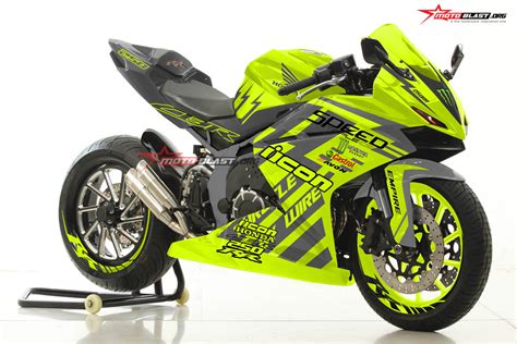 Modifikasi Striping Honda New Cbr Rr Black Drift Battle