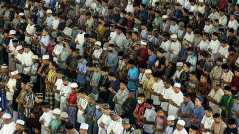 Niat Sholat Sunnah Tarawih Dan Witir Untuk Imam Dan Makmum Kilas Cimahi