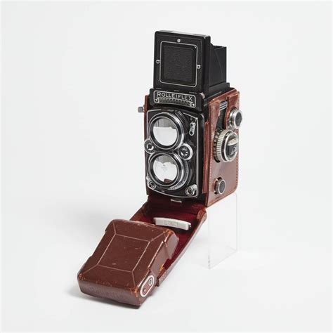 At Auction Rolleiflex Model 2 8E TLR Camera 1956 Rolleiflex Model 2