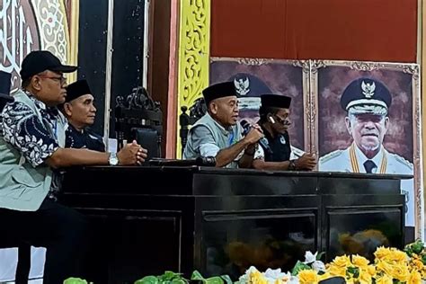 Jamaah Calon Haji Asal Tujuh Kabupaten Tiba Di Ternate Selangkah Lagi