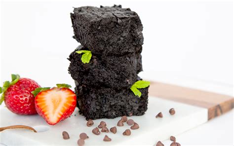 Recipe Fudgy Flourless Brownies Fitplan Blog