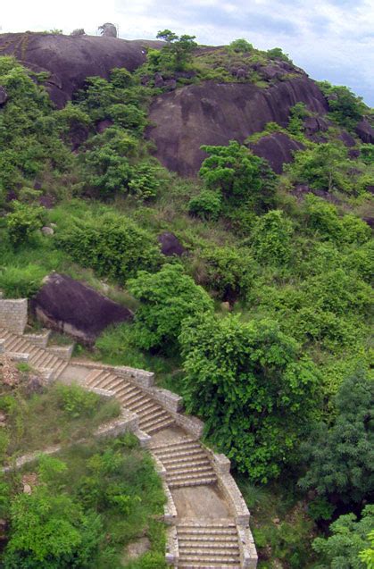 Hill Stations in kerala | Best Hill station in Trivandrum|Jatayu Earth's Center