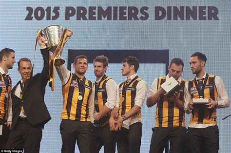 Afl Grand Final 2015 Sees Hawthorn And West Coast Eagles Battle For