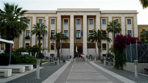 Visite In Ospedale Con Il Green Pass Il Policlinico Di Bari E Pronto