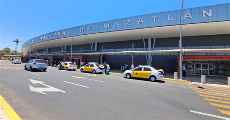 En Mazatl N Atentas Autoridades Para Apoyar A Viajeros Afectados Por