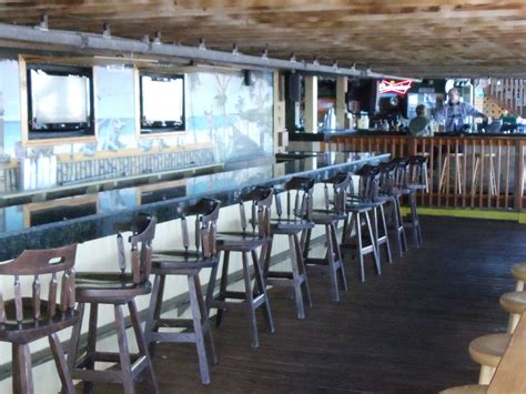 Doc Fords Rum Bar And Grille — Florida Beach Bar