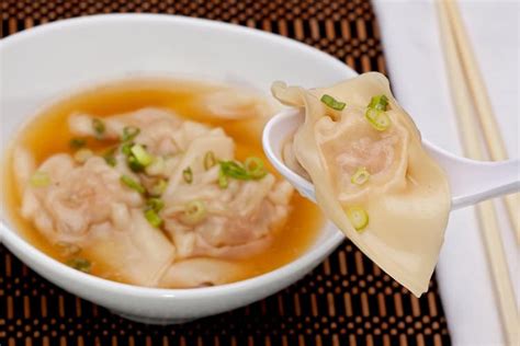 How To Make Chinese Wonton Soup Or Won Ton Soup From Scratch