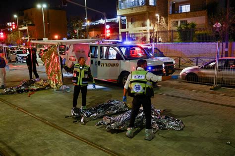 Al Menos Siete Muertos Deja Un Ataque A Una Sinagoga En Jerusalén Este