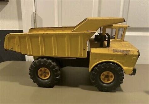 Vintage Mighty Tonka Dump Truck Pressed Steel Yellow Original