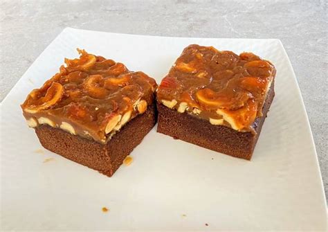 Toffee Cake Recipe by Marumo - Cookpad