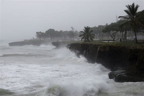 Hurricane Beryl Devastates Caribbean Heads For Jamaica