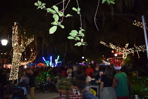 Mt Dora Fl Christmas 2024 Caryn Merridie