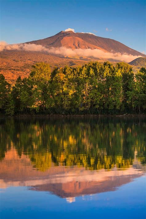 Lago Gurrida L Acquitrino Del Versante Nord Ovest Dell Etna