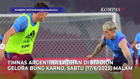 Potret Timnas Argentina Jajal Rumput Stadion GBK Jelang Laga Lawan