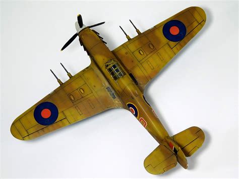 Unosetentaydos Hawker Hurricane Mk IIc Revell 1 72 AVIACION 1 72 PF