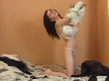 Girl Bra Hotntubes Porn