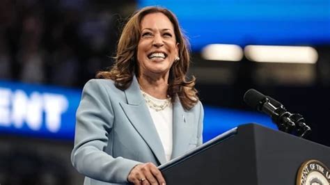 Watch Kamala Harris Speaks At Packed Rally In Swing State Raw Story