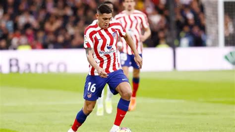 Nahuel Molina From Shaky Start To Crucial Player At Atletico Madrid