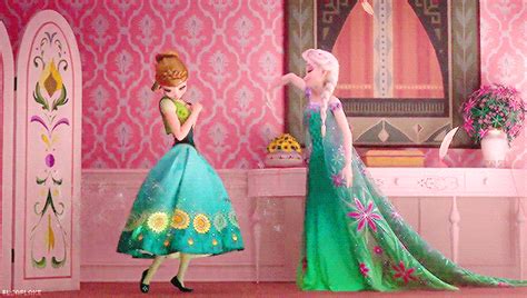 Anna And Elsa Frozen Fever Photo 38314846 Fanpop