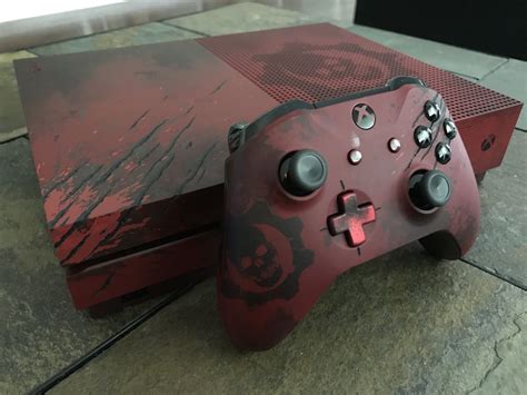 Behold The Gears Of War Xbox One S In The Clawed Plastic Flesh