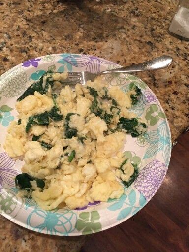 2 Whole Eggs 3 Egg Whites Spinach And A Sprinkle Of Mozzarella Ethnic Recipes Food Whole