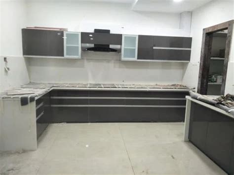 L Shape Modern Acrylic Modular Kitchen At Rs 12000 Square Feet In