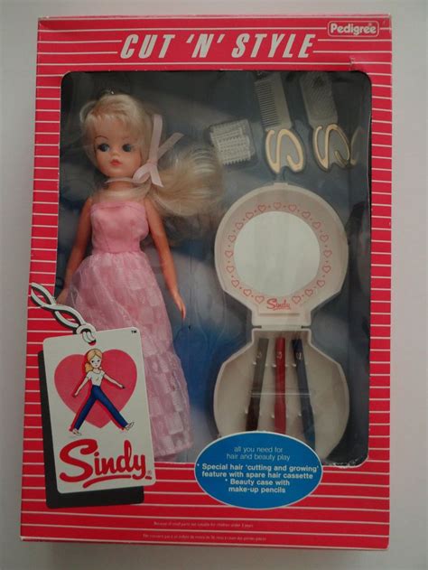 Vintage Sindy Cut N Style Doll And Accessories In Original Box 36 6 75