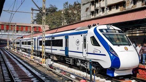 Dehradun New Delhi Vande Bharat Express Train How To Book Ticket Fare Timings Speed