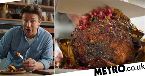 Jamie Oliver Shows Us How To Make Easy Spiced Whole Roast Cauliflower Metro News