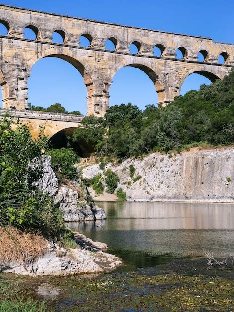 Premium Photo Aqueduct Pont Du Gard Over Gardon River