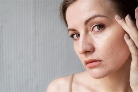 How To Thicken Skin Under The Eyes Causes And Treatment