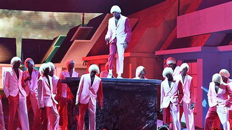 Tyler, The Creator At Grammys 2020: Performs ‘Earfquake’, ‘New Magic Wand’ – Hollywood Life