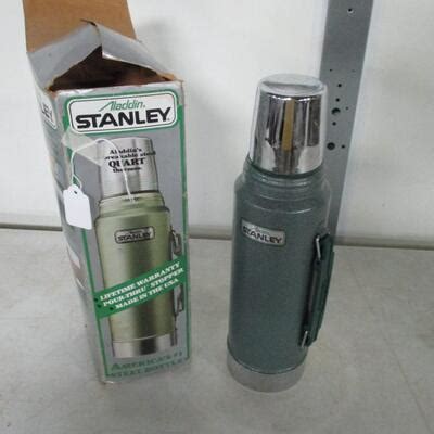 Aladdin Stanley Quart Thermos EstateSales Org