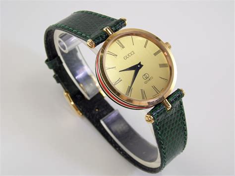 Rare Vintage Red Green And Gold Authentic Gucci 2000m Mens Womens Unisex Stack Luxury Designer