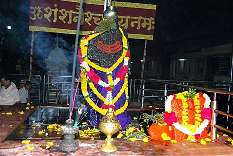 Shani Shingnapur Temple, History, Timings & Importance