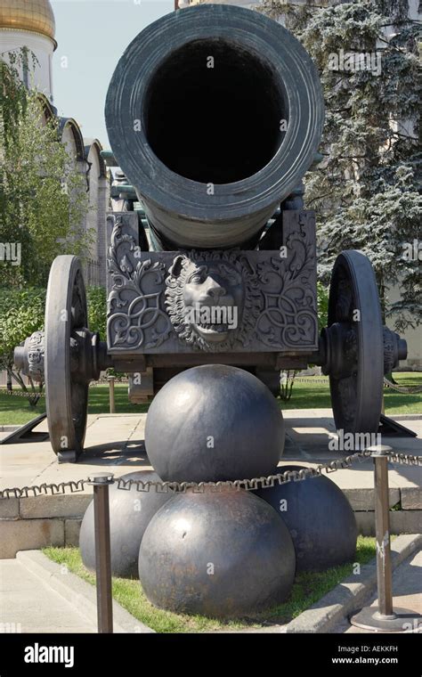 The Tsar Cannon Massive Old Bronze Casted Bombard The Largest Bombard