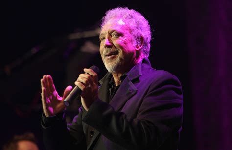 O2 Rockwell Tom Jones Tom Jones On Stage At O2 Rockwell I Flickr