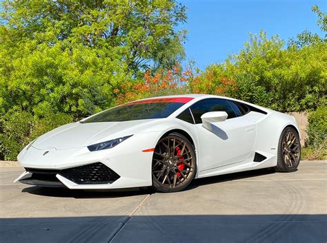 Lamborghini Wheels | Custom Rim and Tire Packages