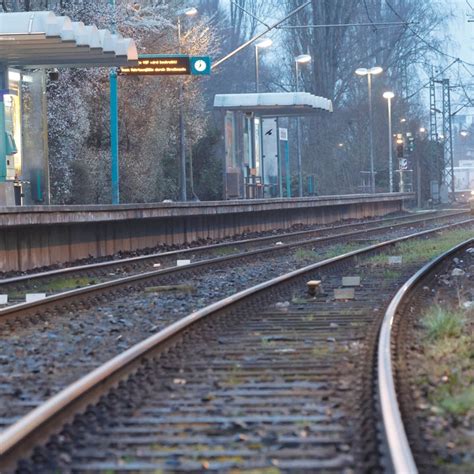 Verdi K Ndigt Wellen Streik Im Pnv An Busse Bahnen Und Trams